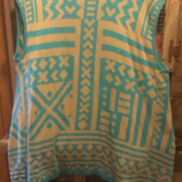 Aztec Turquoise/Gray Sleeveless Jacket! - Picture 2 of 3